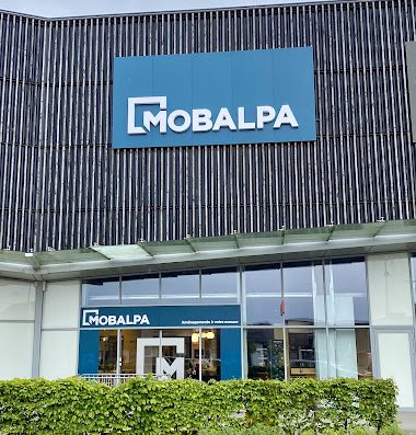 Venez découvrir votre magasin Mobalpa à Caen Mondeville. Nos cuisinistes vous attendent dans votre magasin à Caen Mondeville