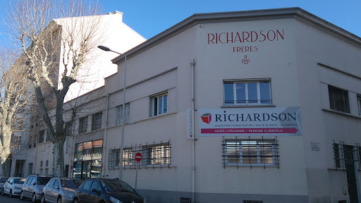 Magasin Richardson : Tout pour votre salle de bain et plomberie à NICE. L'expert magasin de salle de bain