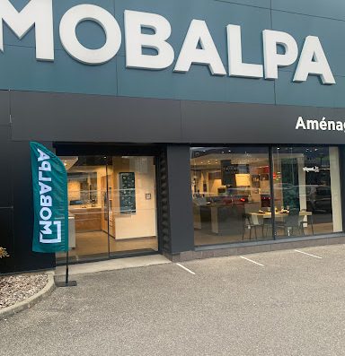 Venez découvrir votre magasin Mobalpa à Anthy sur Leman. Nos cuisinistes vous attendent dans votre magasin à Anthy sur Leman