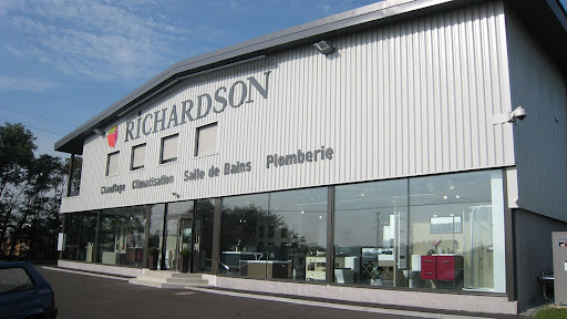 Magasin Richardson : Tout pour votre salle de bain et plomberie à VILLEFRANCHE. L'expert magasin de salle de bain