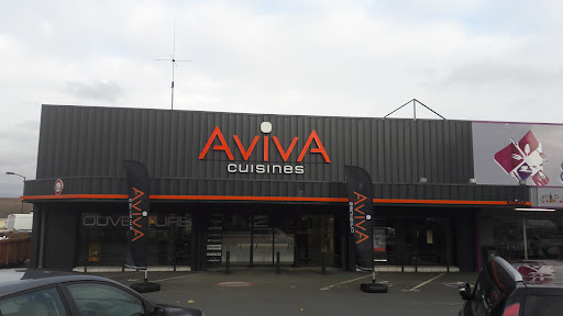 Cuisines AvivA est présent à Bayeux pour tout projet de rénovation ou de construction de cuisines. Rendez-vous dans notre magasin Bayeux pour donner vie à la cuisine de vos rêves. Votre cuisiniste Bayeux reste à votre écoute.