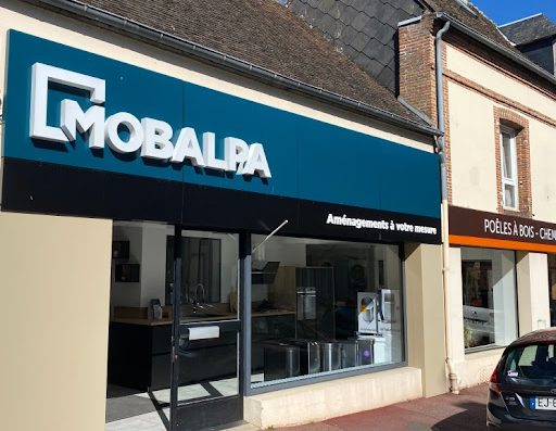 Venez découvrir votre magasin Mobalpa à Verneuil sur Avre. Nos cuisinistes vous attendent dans votre magasin à Verneuil sur Avre !