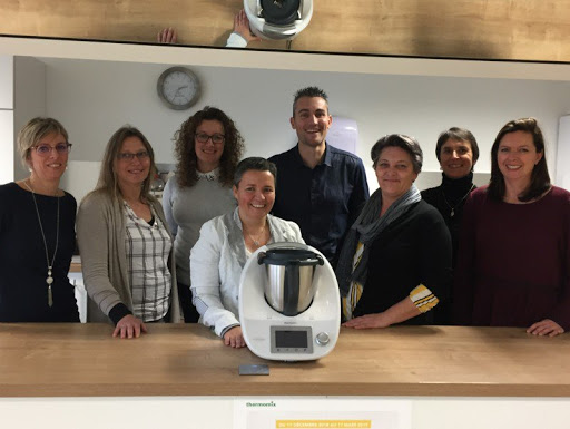 L'agence Thermomix®️ et Kobold de CAEN vous propose de découvrir leur produits phares le Thermomix® TM6 et l'aspirateur laveur VK7 de Kobold !