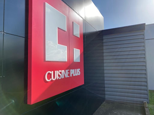 Votre magasin de cuisine CUISINE PLUS Mulhouse vous accueille pour réaliser la cuisine sur mesure qui vous ressemble.