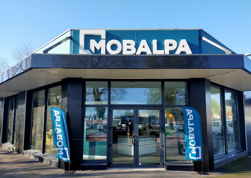 Venez découvrir votre magasin Mobalpa à Quimperlé. Nos cuisinistes vous attendent dans votre magasin à Quimperlé