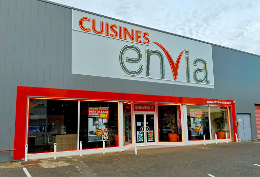 Envia Cuisines Tours vous propose des solutions « clés en main » modulables