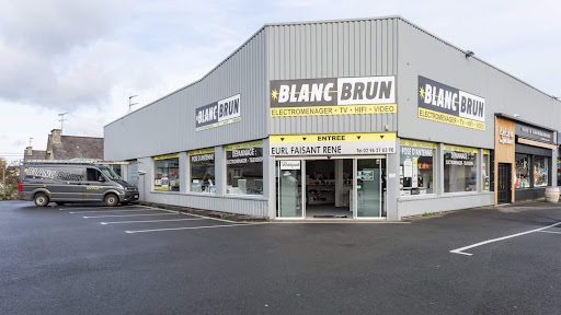 Magasin électroménager DINAN Blanc Brun : retrouvez les horaires d'ouverture de votre magasin Blanc Brun