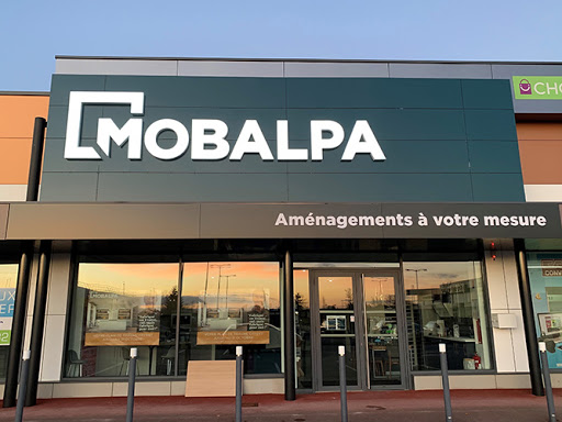 Venez découvrir votre magasin Mobalpa à Dole Choisey. Nos cuisinistes vous attendent dans votre magasin à Dole Choisey